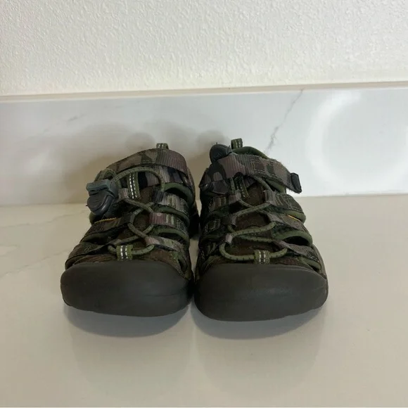 Keen Newport H2 Kids Sandals Camo Water Sport Outdoor Strappy Size 10 - Picture 2 of 10